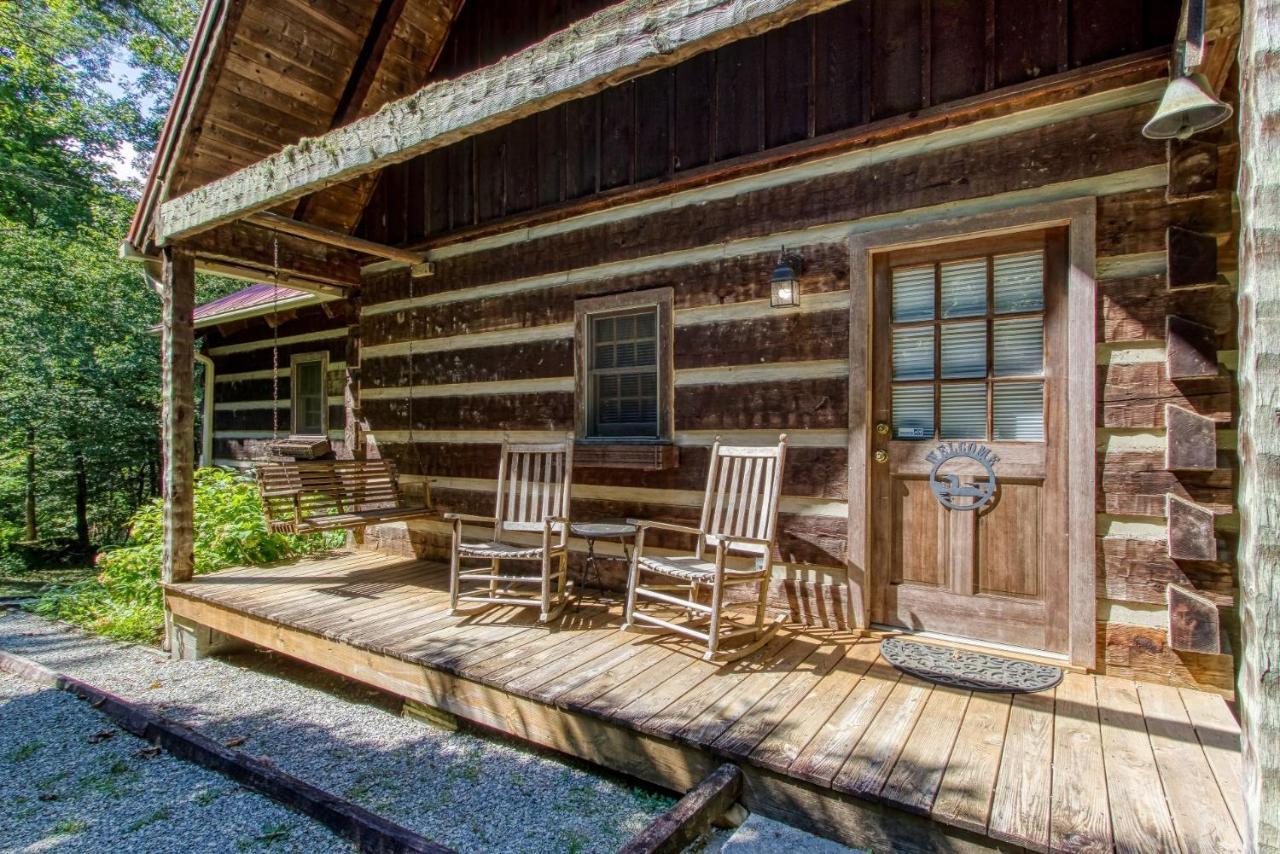 Valhalla - Private Rustic Getaway Cabin 塞维尔维尔 外观 照片